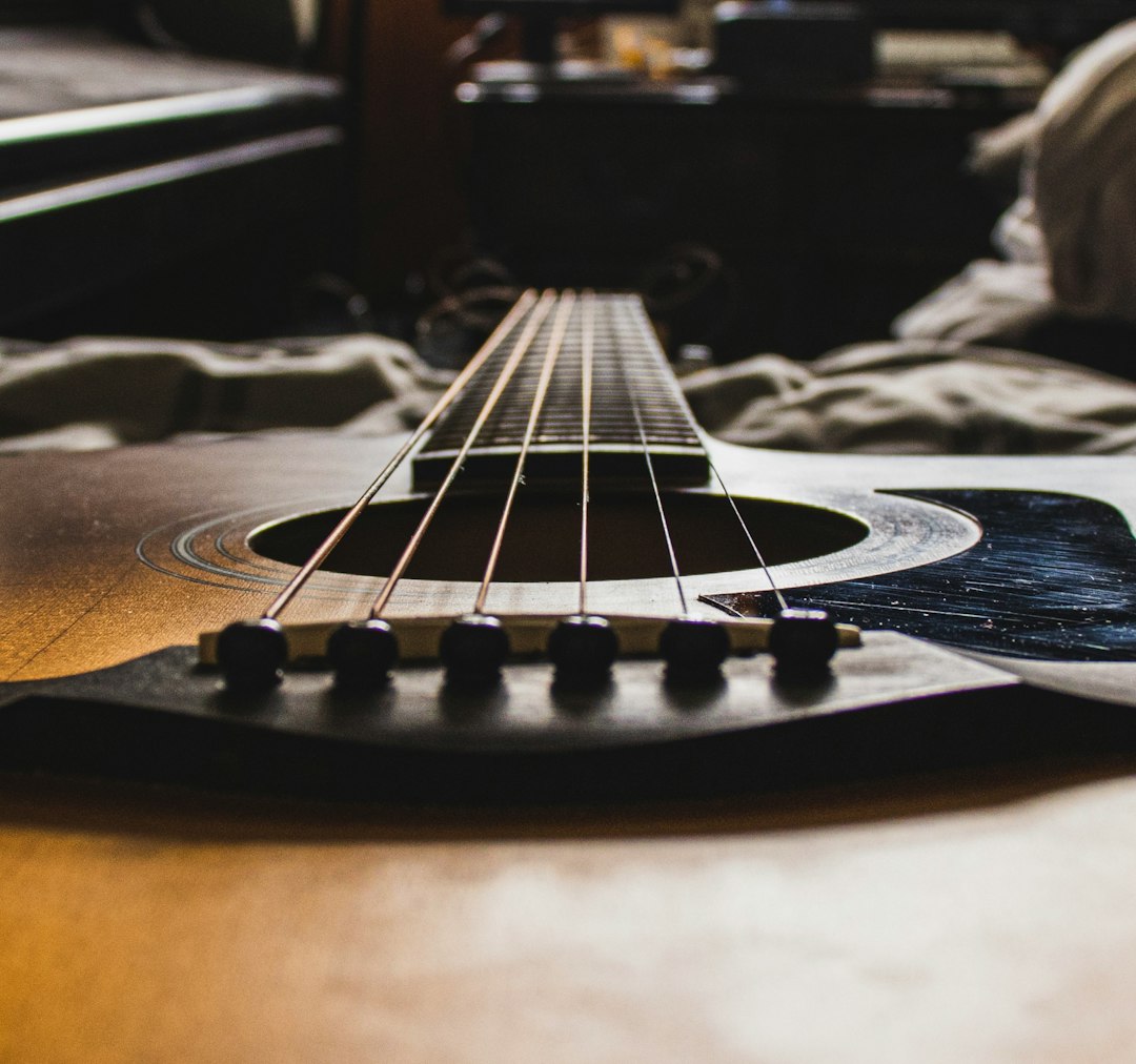 Guitar Pull